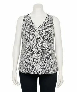 Plus Size Nine West Essential V-Neck Tank Light Blue Ikat -Nine West Shop unnamed file 1198