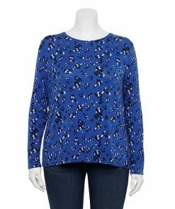Plus Size Nine West Long Sleeve Crewneck Top Blue Animal -Nine West Shop unnamed file 2008