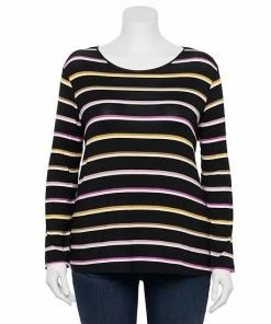 Plus Size Nine West Long Sleeve Crewneck Top Blue Animal -Nine West Shop unnamed file 2011