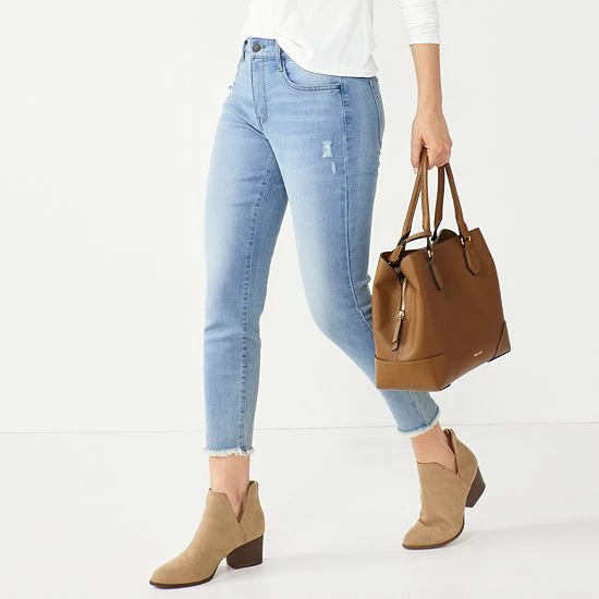 Petite Nine West Slimming Button-Fly Ankle Jeans Super Light Wash 4 Petite Nine West Slimming Button-Fly Ankle Jeans Super Light Wash - Image 4