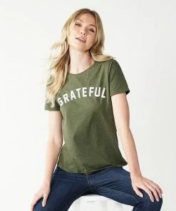 Women's Nine West Crewneck Graphic Tee Brave Floral -Nine West Shop unnamed file 2444