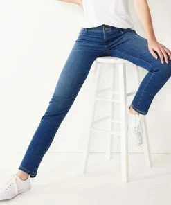 Petite Nine West Tummy Control Midrise Straight-Leg Jeans Black